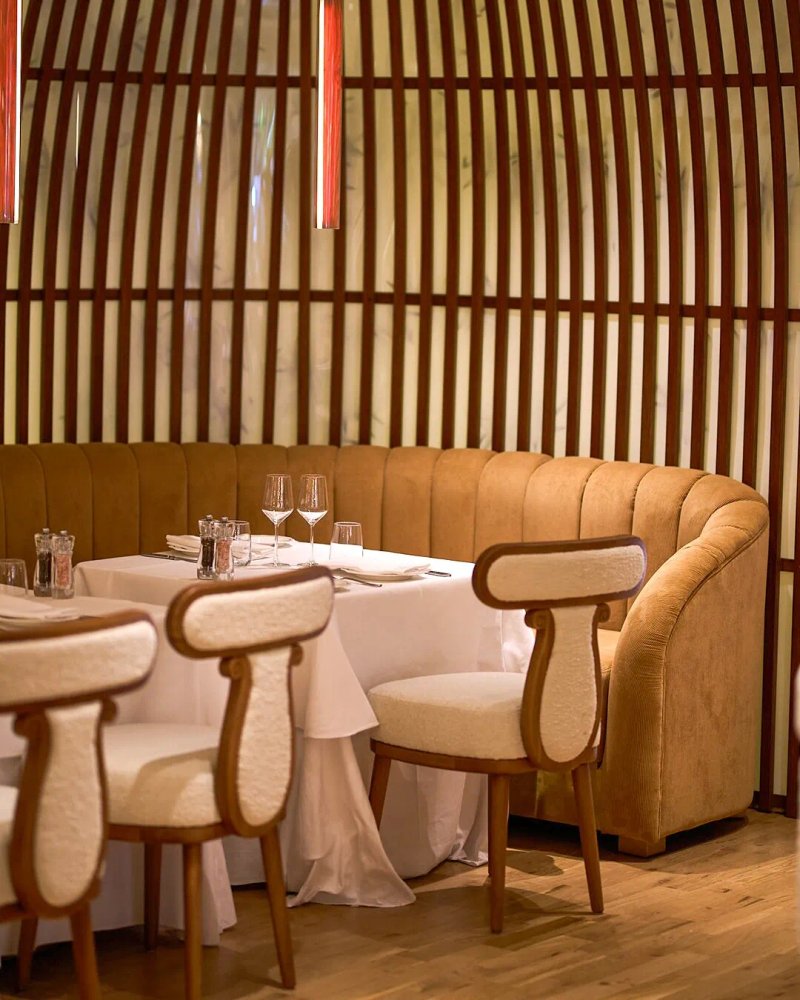 Akos Restaurant