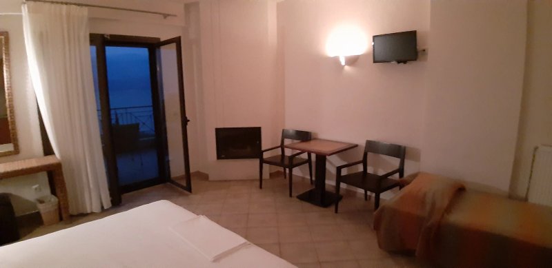 Hotel Theasi