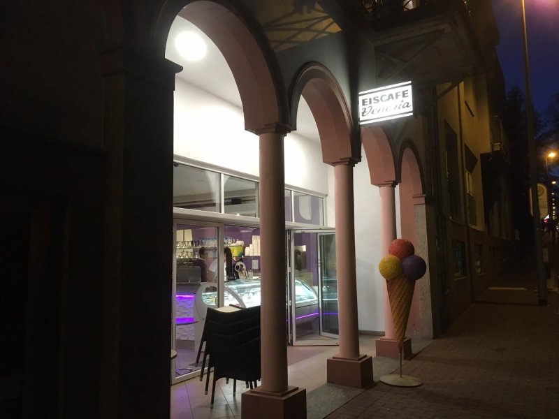 Eis Cafe Venezia Bei Graziano