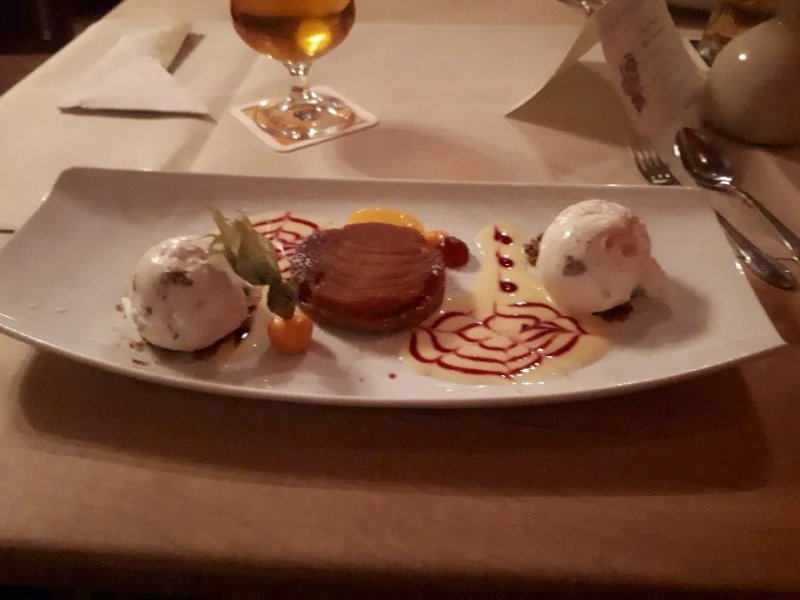 Im Schnitzbiegel Weinstube und Biergarten