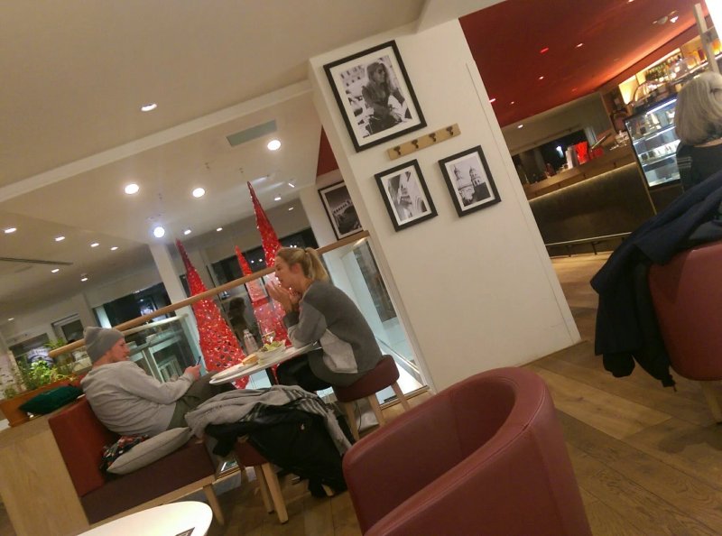 VAPIANO Dusseldorf Medienhafen