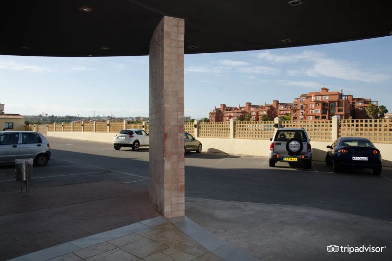 Hotel Puente Real