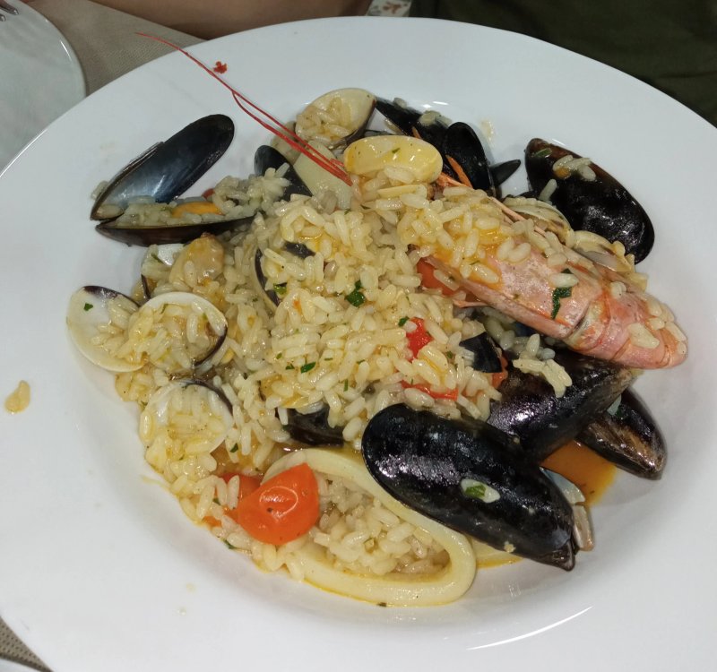 Terra Mare - Ristorante Pizzeria Karaoke