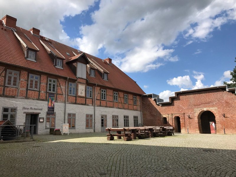 Burg Restaurant