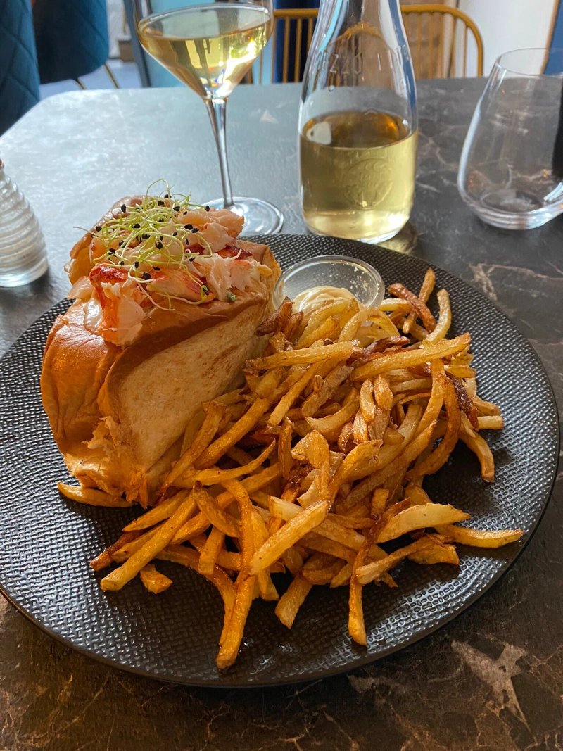 Le Homard Frites Nantes