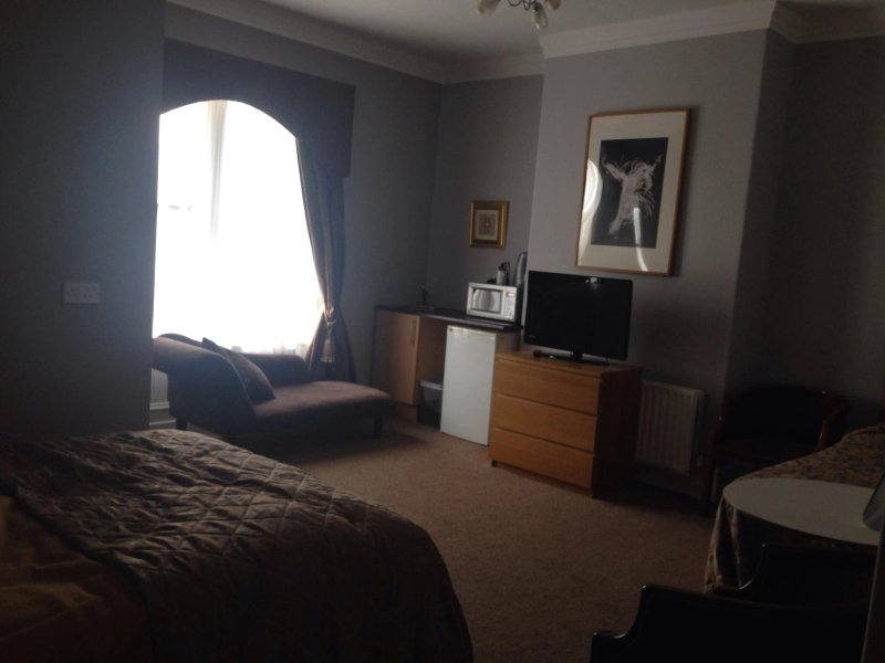 York House Hotel & Apartments