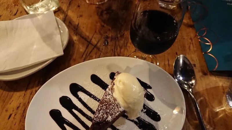 Darkhorse Restaurant & Bar