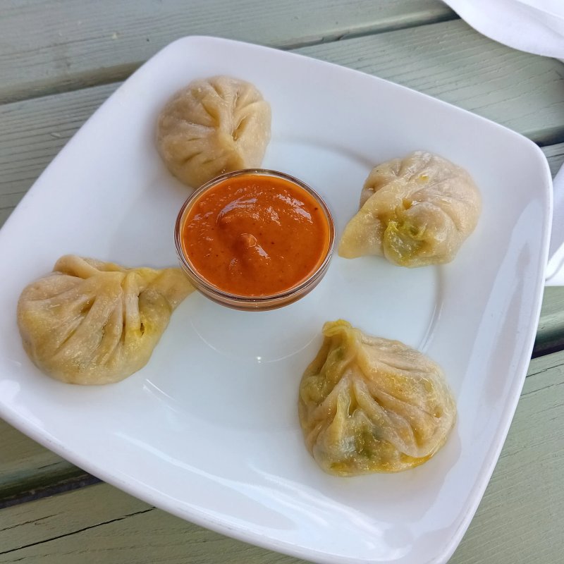 Everest Nepalese Restaurant and Bar