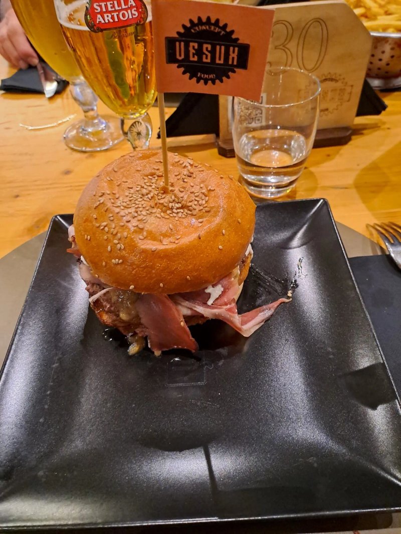Vesux Concept Food
