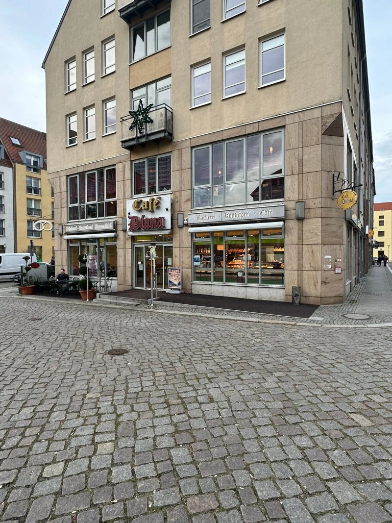 Cafe Diana