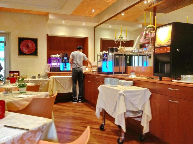 Hotel Cervo Milan