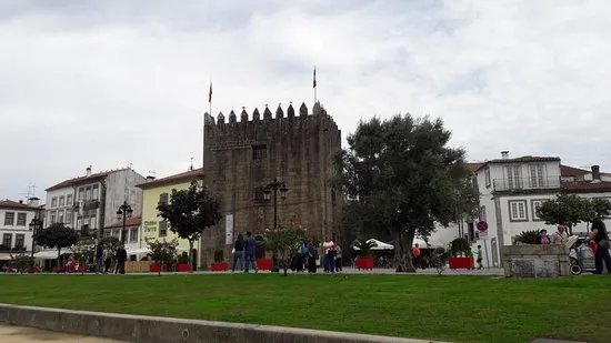 Torres de Sao Paulo e da Cadeia Velha