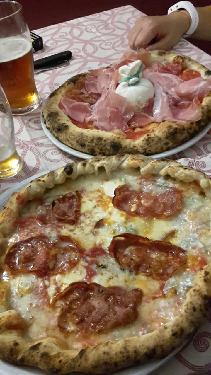 Pizzeria La Tana