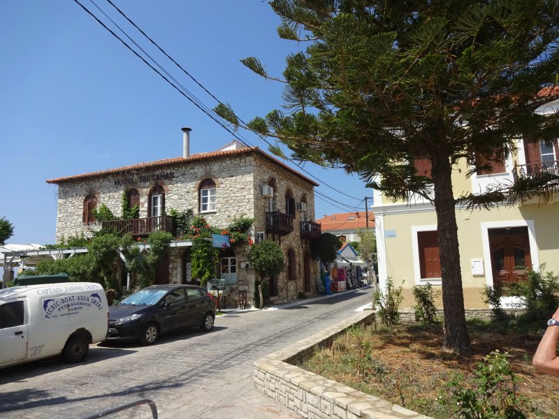 Tarsanas Hotel Tavern On The Beach