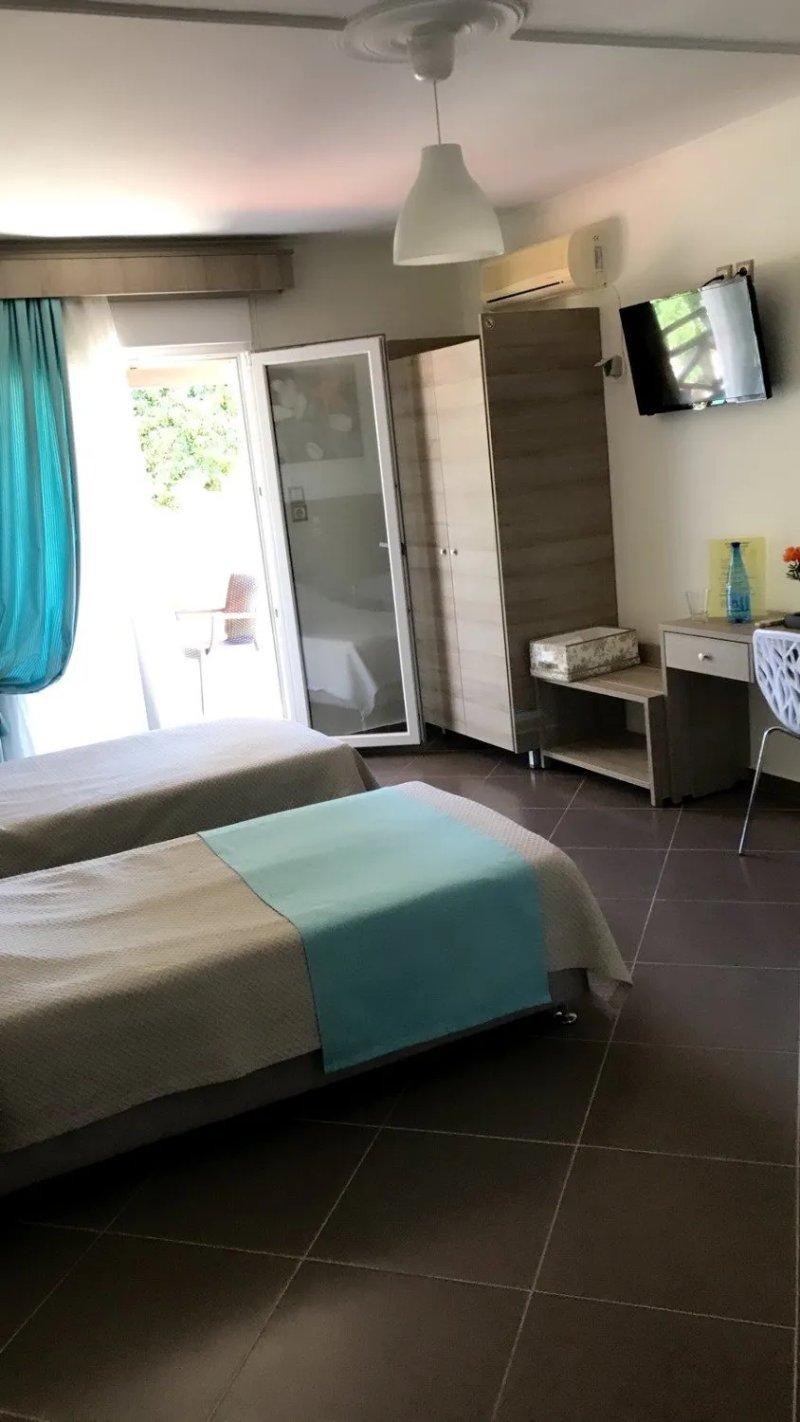 Nikos Studios