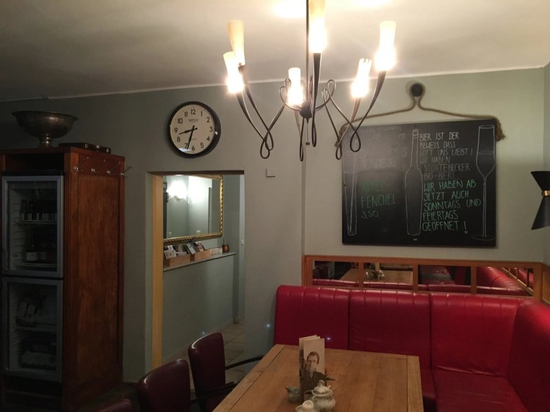 Cafe Heinrich