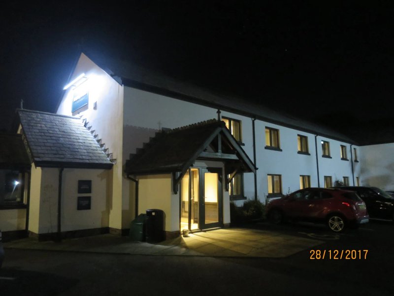 Bulls Head Hale Barns