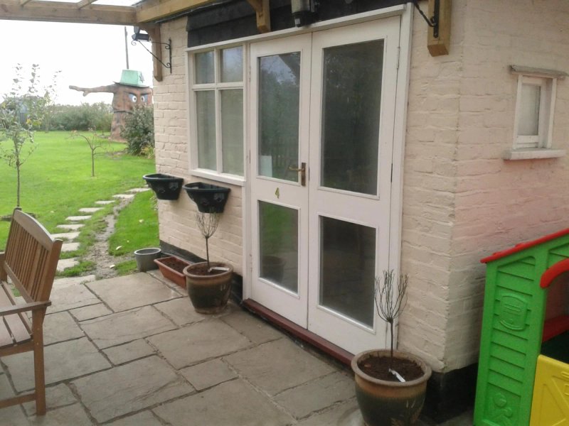 The Kings Arms Broad Green Bed & Breakfast