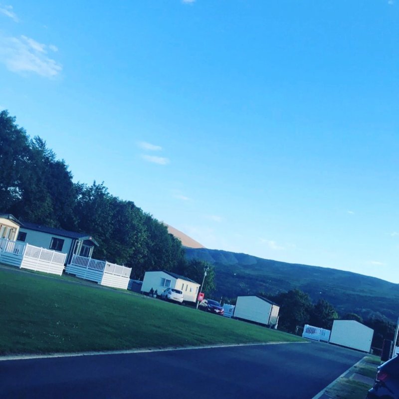Lyons Snowdon View Holiday Park