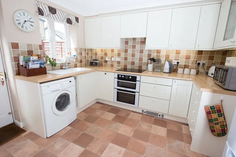 Waterfront Cottage In The Lovely Village Of Rowhedge, Near Mersea Island