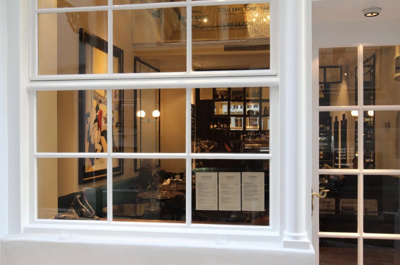 Montmartre - Cafe et Bistro