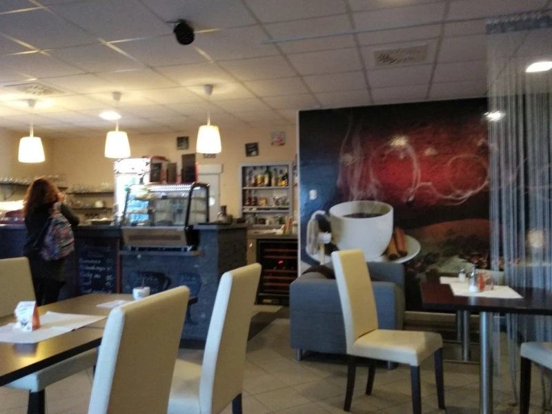 Custom Cafe
