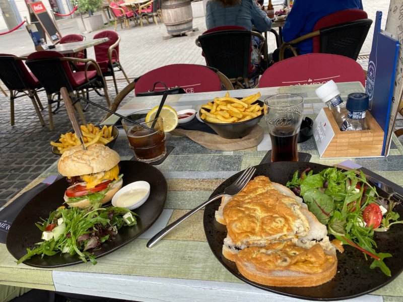 Cafe Du Commerce