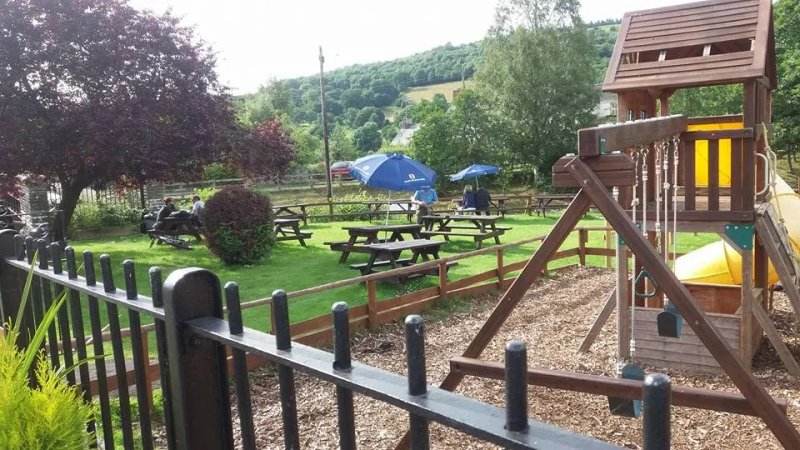 The Coach and Horses Llangynidr