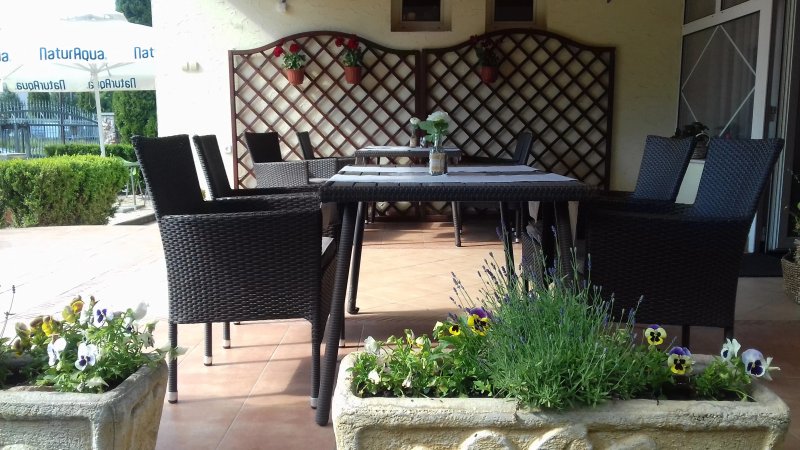 Stella Rose Restaurant &Pension