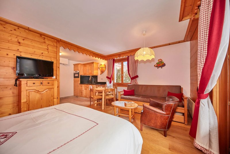 Chalet-Hôtel Neige et Roc, the Originals Relais