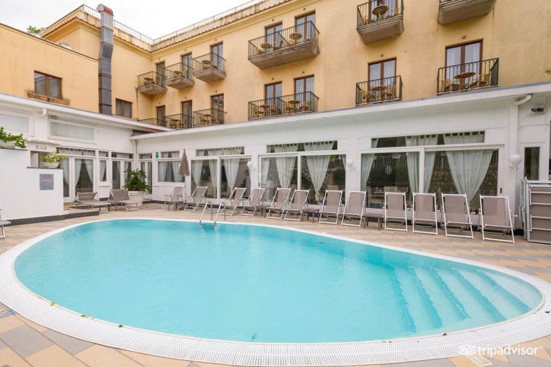 Hotel Capri