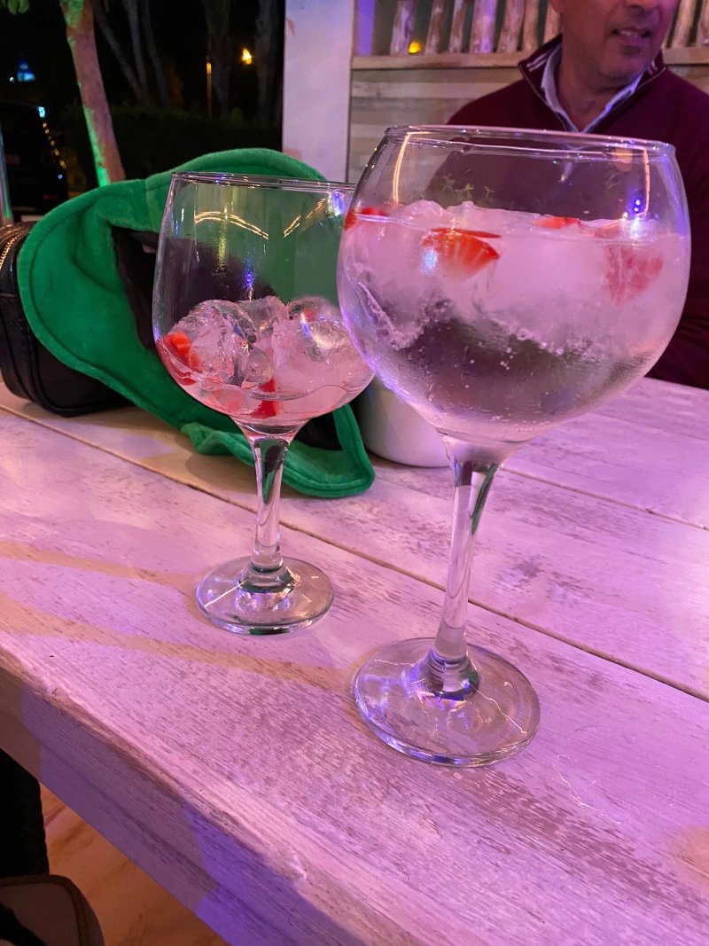 Fluid Bar & Kitchen