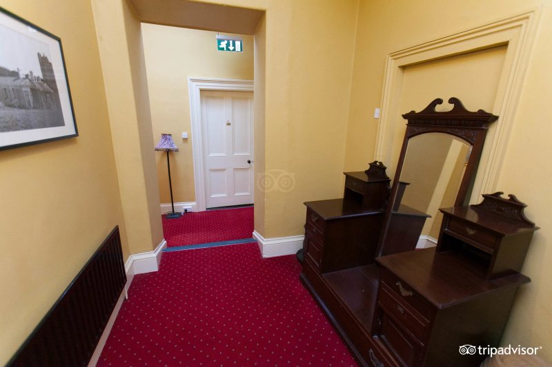 Ballinalacken Castle Country House