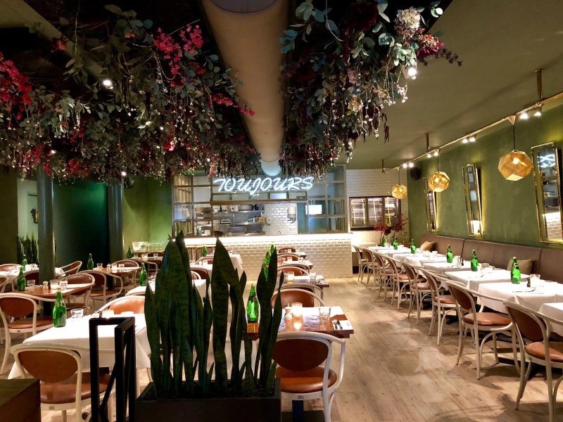 Urban Frenchy Bistro Toujours