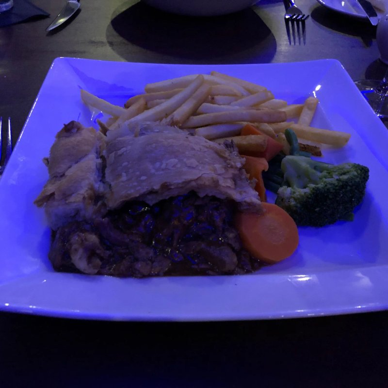 108 Bar & Restaurant