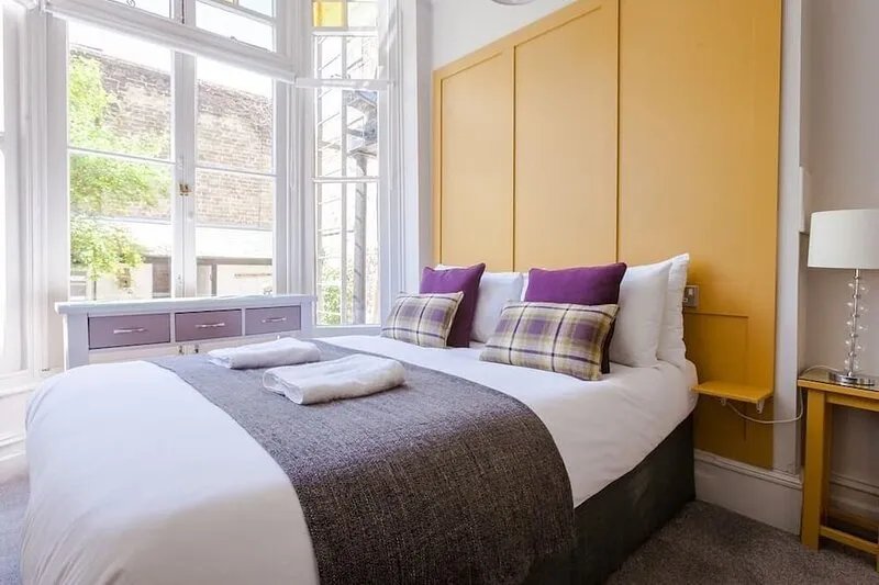 Double en-suite room at Regency Guest House