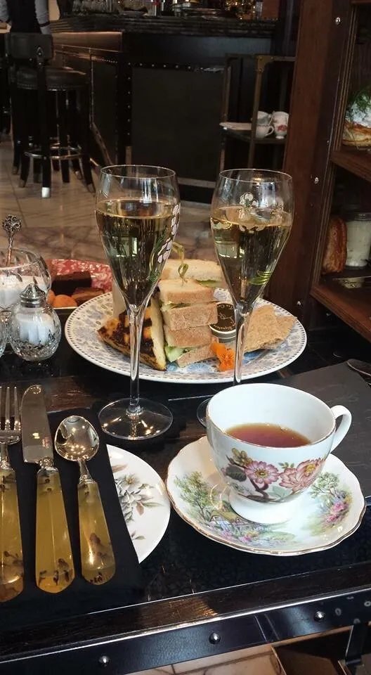 Low Tea at The Luggage Room