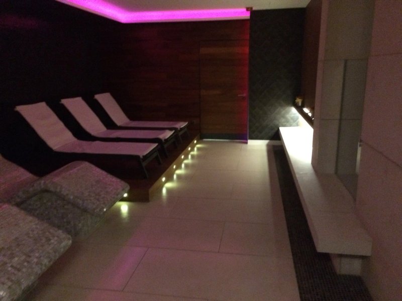 Globall Hotel