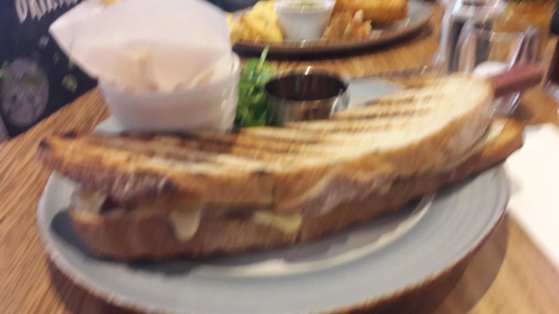Hartwood Hall - Pub & Grill