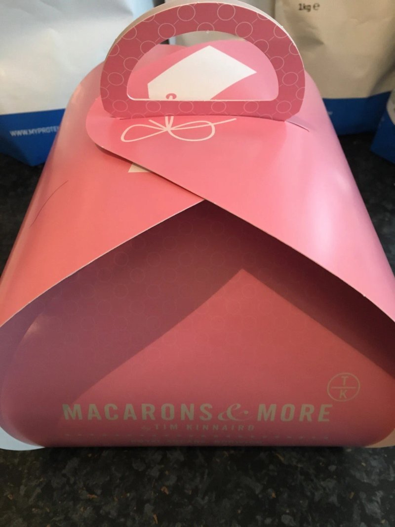 Macarons & More