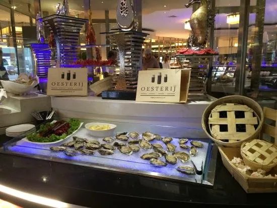 Hechi World Kitchen