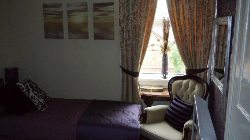 Crescent Park House Bed & Breakfast