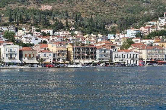 Aeolis Hotel