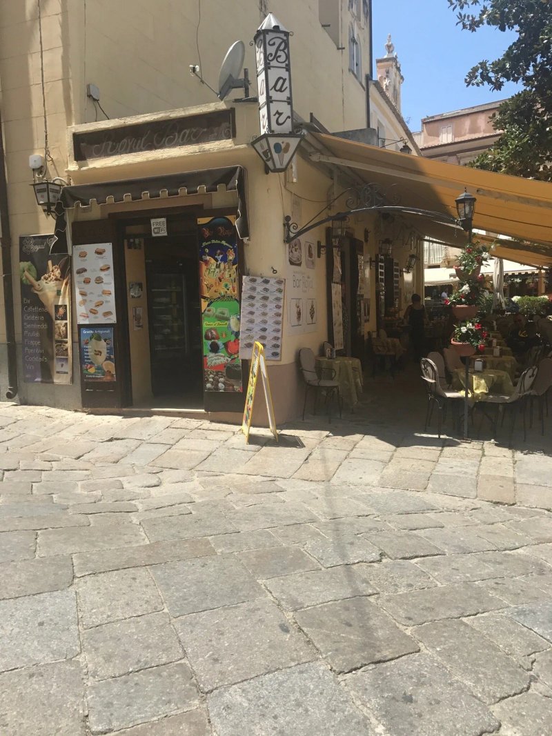 Bar Royal