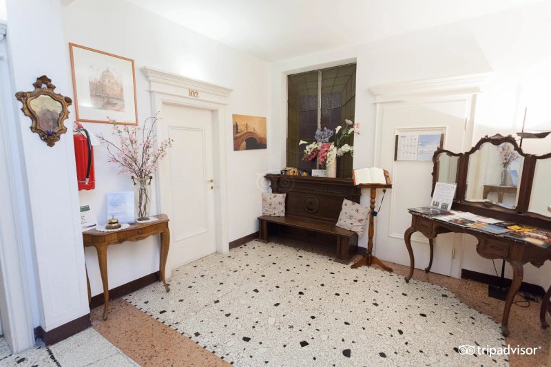 Locanda ai Bareteri e B&B Allegri
