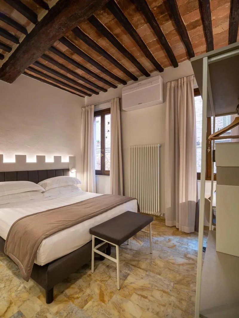 Hotel Torre Del Fuggisole