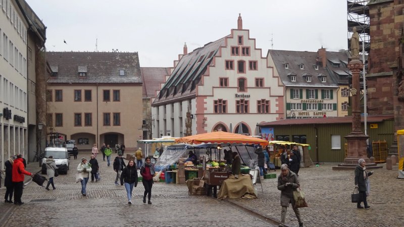 Cafe Kornhaus at Munsterplatz
