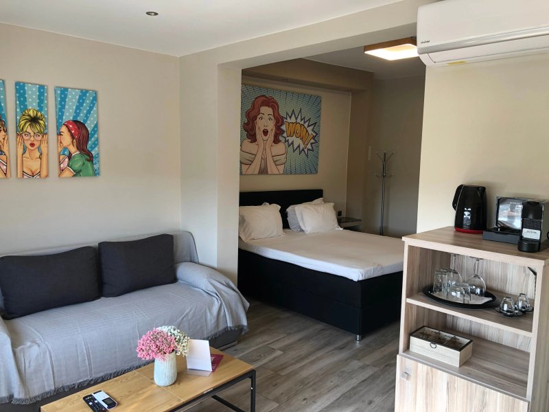 Connect Studios & Apartments