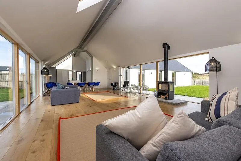 Architect Designed Lodge Reconnect with nature at this unforgettable escape