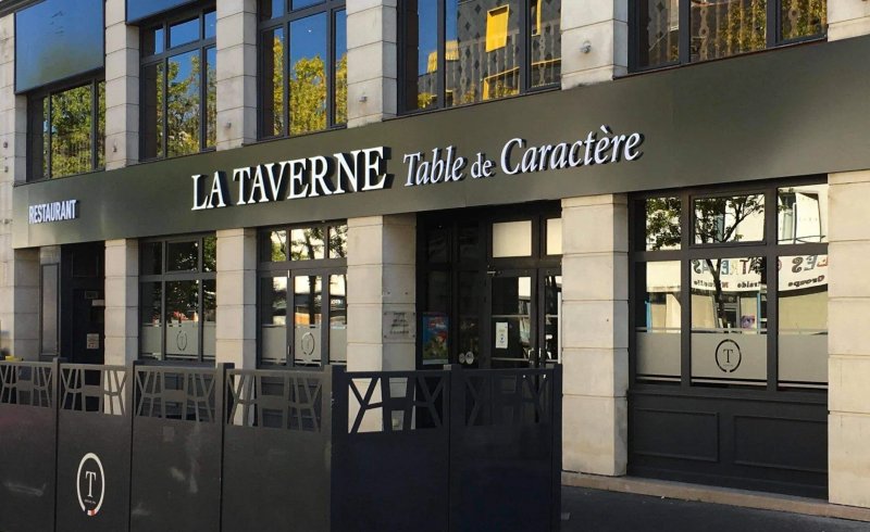 La Taverne Saint-Nazaire - Table de Caractere